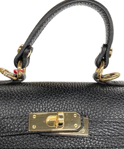 AULENTTI（オウレンティ）AULENTTI (オウレンティ) 金具ベルト付きバッグ ショルダーバッグ ブラックの古着・服飾アイテム