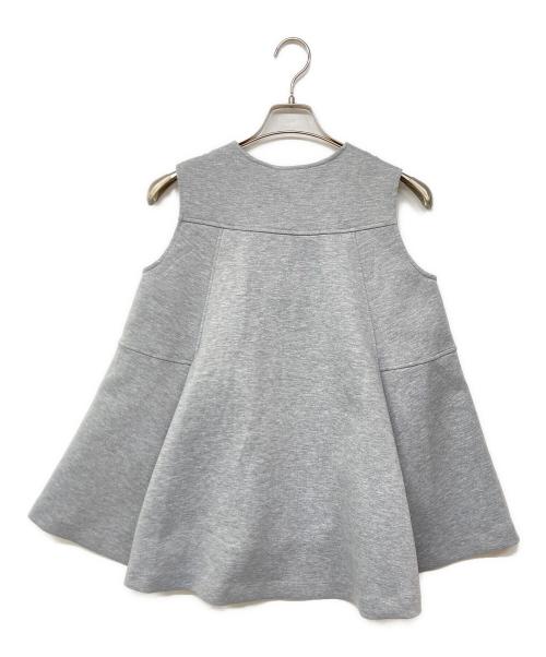 anuans（アニュアンス）anuans (アニュアンス) タックフレアカットベスト グレー サイズ:Fの古着・服飾アイテム