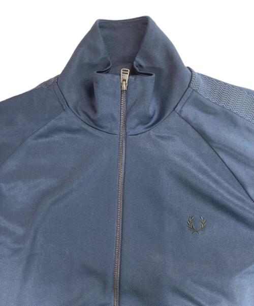 FRED PERRY（フレッドペリー）FRED PERRY (フレッドペリー) TAPE DETAIL TRACK JACKET ネイビー サイズ:Ｍの古着・服飾アイテム
