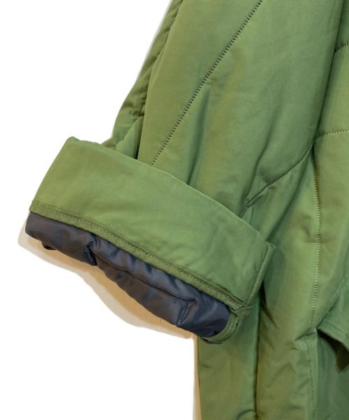PLEATS PLEASE（プリーツプリーズ）PLEATS PLEASE (プリーツプリーズ) ショール付き中綿ノーカラーコート グリーン サイズ:3の古着・服飾アイテム