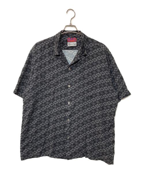 BUDSPOOL（バッズプール）BUDSPOOL (バッズプール) Gakkin (ガッキン) アロハシャツ 花罰レーヨンオープンカラーシャツ ブラック サイズ:XXLの古着・服飾アイテム