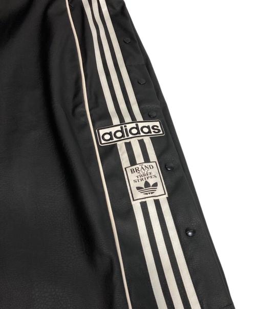 adidas（アディダス）adidas (アディダス) アディブレイク　フェイクレザー スカート　IJ5025 ブラック サイズ:Lの古着・服飾アイテム