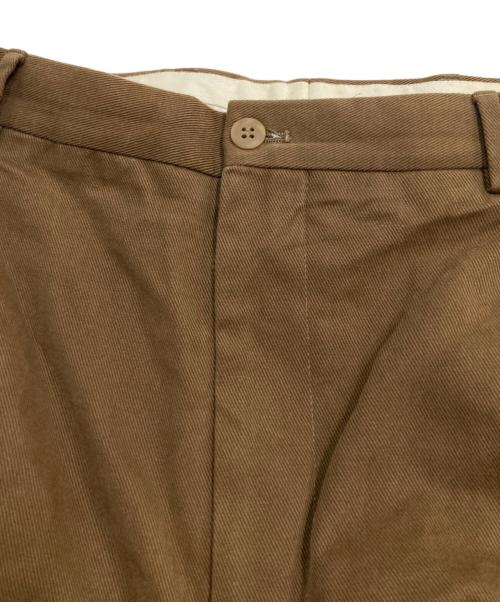 ARMANI COLLEZIONI（アルマーニ コレツィオーニ）ARMANI COLLEZIONI (アルマーニ コレツィオーニ) コットンタックパンツ ブラウン サイズ:56の古着・服飾アイテム