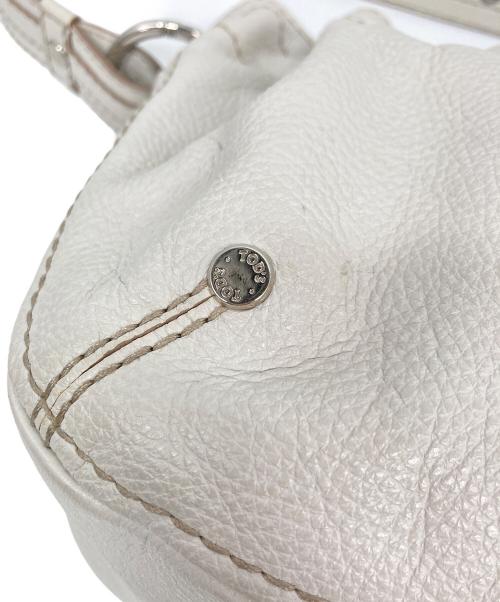 TOD'S（トッズ）TOD'S (トッズ) レザーショルダーバッグ ホワイトの古着・服飾アイテム