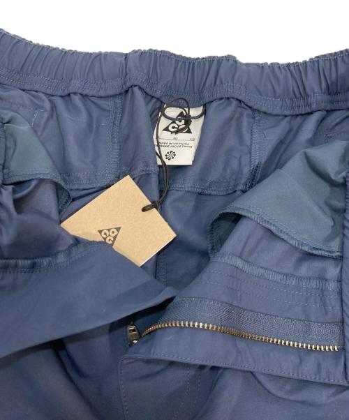 NIKE ACG（ナイキエーシージー）NIKE ACG (ナイキエーシージー) SNOWGRASS CARGO SHORT ネイビー サイズ:XL 未使用品の古着・服飾アイテム