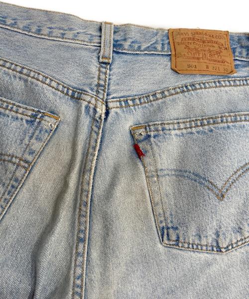 LEVIS（リーバイス）LEVIS (リーバイス) 90`S501デニムパンツ　ダメージデニムパンツ　工場番号553 インディゴ サイズ:W32の古着・服飾アイテム