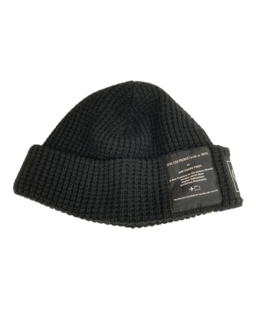 FRED PERRY（フレッドペリー）FRED PERRY (フレッドペリー) ART COMES FIRST (アートカムズファースト) ニット帽 ブラックの古着・服飾アイテム
