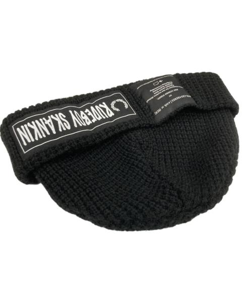 FRED PERRY（フレッドペリー）FRED PERRY (フレッドペリー) ART COMES FIRST (アートカムズファースト) ニット帽 ブラックの古着・服飾アイテム