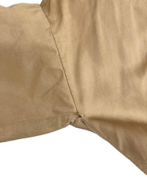 MM6 Maison Margiela（エムエムシックスメゾンマルジェラ）MM6 Maison Margiela (エムエムシックスメゾンマルジェラ) サテンL/Sシャツ ベージュ サイズ:38の古着・服飾アイテム
