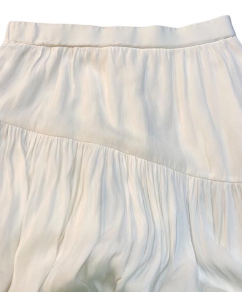 La boutique BonBon（ラブティックボンボン）La boutique BonBon (ラブティックボンボン) イレヘムティアードスカート ホワイト サイズ:38の古着・服飾アイテム
