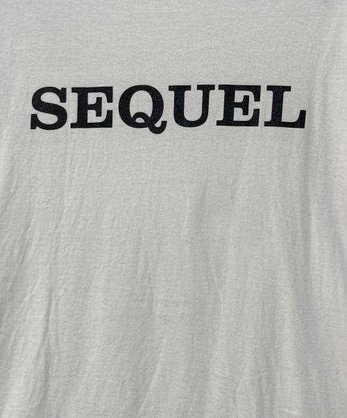 SEQUEL（シークエル）SEQUEL (シークエル) プリントTシャツ ホワイト サイズ:Lの古着・服飾アイテム