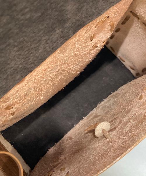 Carving Tribes（カービングトライブス）Carving Tribes (カービングトライブス) Maestra S ブラウンの古着・服飾アイテム