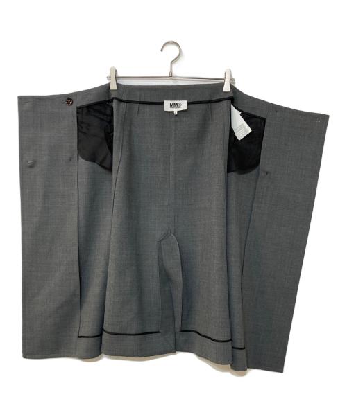 MM6 Maison Margiela（エムエムシックスメゾンマルジェラ）MM6 Maison Margiela (エムエムシックスメゾンマルジェラ) ボタントレンチスカート グレー サイズ:40の古着・服飾アイテム