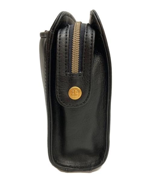 BALENCIAGA（バレンシアガ）BALENCIAGA (バレンシアガ) ACE (エース) BBロゴ型押しクラッチバッグ ブラックの古着・服飾アイテム