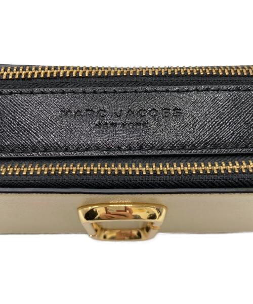 MARC JACOBS（マークジェイコブス）MARC JACOBS (マークジェイコブス) Snapshot Bag ザ スナップショット ホワイトの古着・服飾アイテム