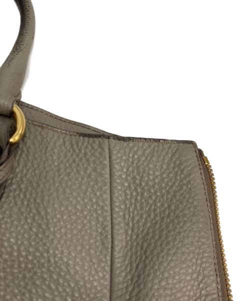 PRADA（プラダ）PRADA (プラダ) 2WAYバッグ ベージュの古着・服飾アイテム