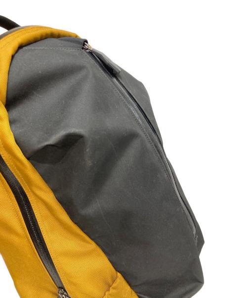 ARC'TERYX（アークテリクス）ARC'TERYX (アークテリクス) ARROW 22 バックパック ブラック×イエローの古着・服飾アイテム