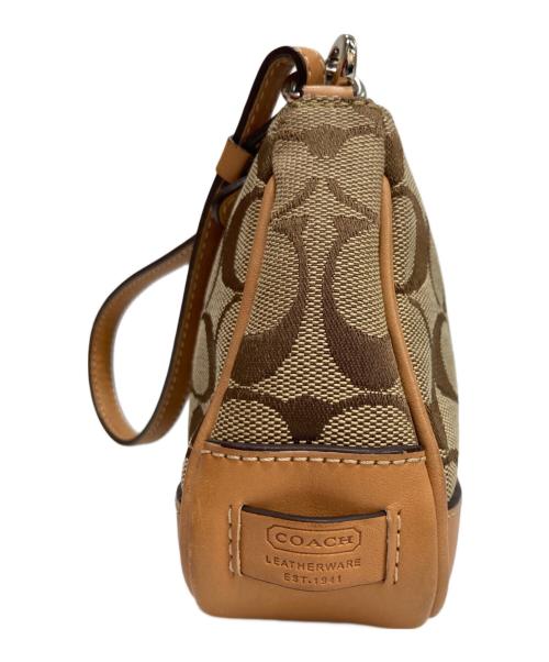 COACH（コーチ）COACH (コーチ) シグネイチャーワンショルダーバッグ ベージュの古着・服飾アイテム