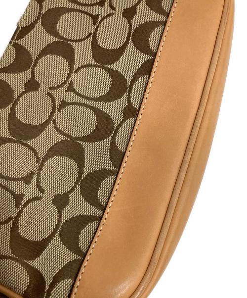 COACH（コーチ）COACH (コーチ) シグネイチャーワンショルダーバッグ ベージュの古着・服飾アイテム