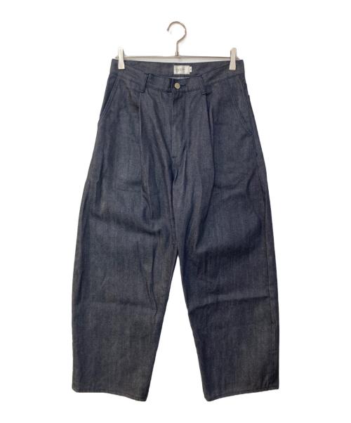 STILL BY HAND（スティルバイハンド）STILL BY HAND (スティルバイハンド) Deep Tuck Wide Denim Pants ディープタックワイドデニムパンツ ネイビー サイズ:44の古着・服飾アイテム