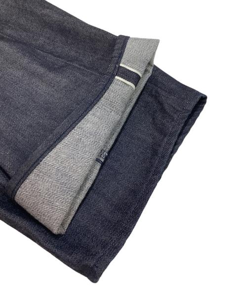 STILL BY HAND（スティルバイハンド）STILL BY HAND (スティルバイハンド) Deep Tuck Wide Denim Pants ディープタックワイドデニムパンツ ネイビー サイズ:44の古着・服飾アイテム