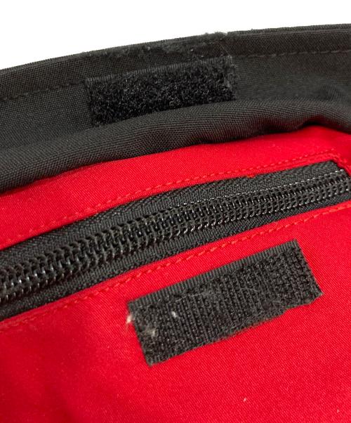 MOUNTAIN HARD WEAR（マウンテンハードウェア）MOUNTAIN HARD WEAR (マウンテンハードウェア) 00S マウンテンパーカー レッド×ブラック サイズ:Sの古着・服飾アイテム