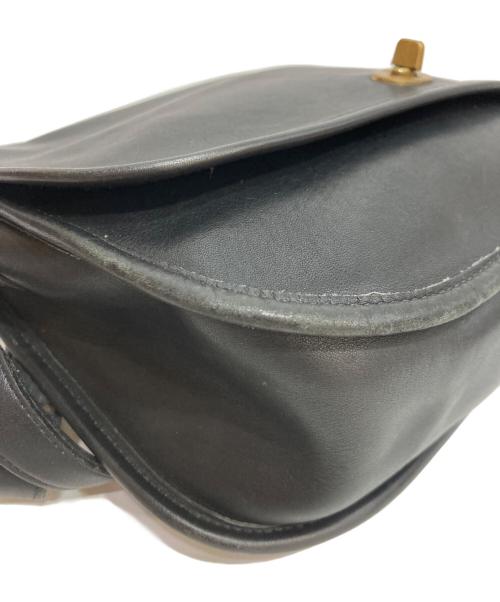 COACH（コーチ）COACH (コーチ) ターンロックフラップショルダーバッグ ブラックの古着・服飾アイテム