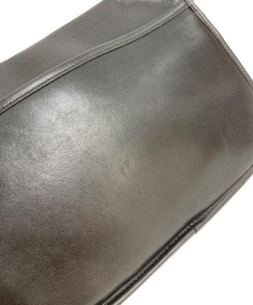 COACH（コーチ）COACH (コーチ) ターンロックフラップショルダーバッグ ブラックの古着・服飾アイテム