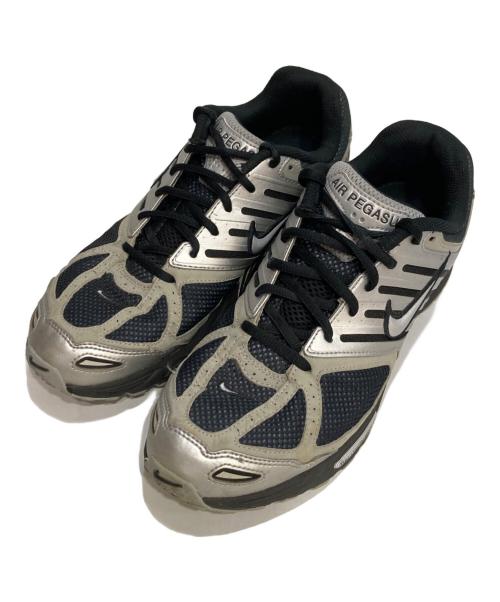 NIKE（ナイキ）NIKE (ナイキ) Air Pegasus 2K5 ローカットスニーカー ブラック×グレー サイズ:28の古着・服飾アイテム