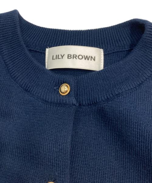 Lily Brown（リリーブラウン）Lily Brown (リリーブラウン) カーデセットプリントキャミワンピース ネイビーの古着・服飾アイテム