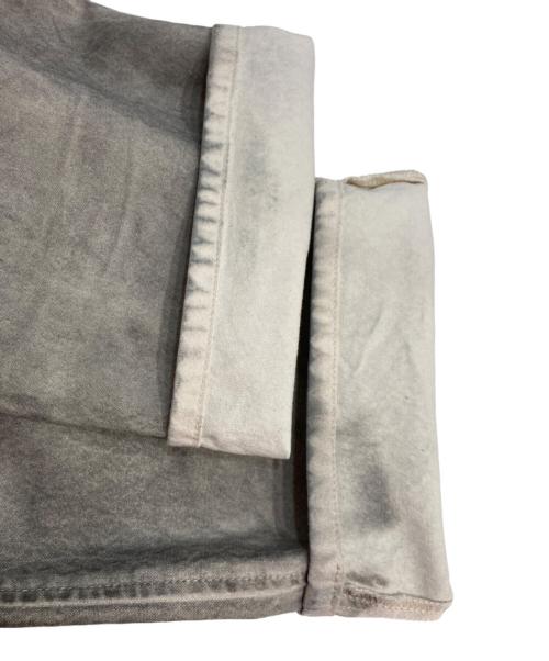 ISSUETHINGS（イシューシングス）ISSUETHINGS (イシューシングス) Type68 デニムパンツ ホワイト×グレー サイズ:1の古着・服飾アイテム