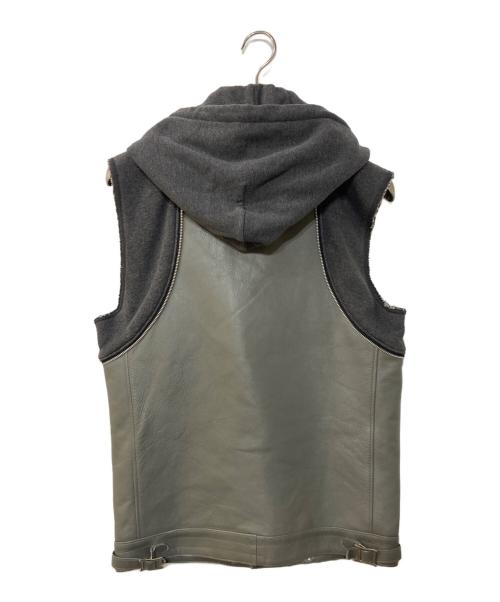 UNDERCOVERISM（アンダーカバーイズム）UNDERCOVERISM (アンダーカバーイズム) ドッキングレザーベスト グレー サイズ:4の古着・服飾アイテム