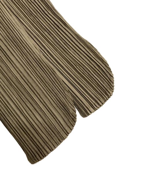 PLEATS PLEASE（プリーツプリーズ）PLEATS PLEASE (プリーツプリーズ) 丸襟幾何学プリーツシャツ グリーン サイズ:3の古着・服飾アイテム