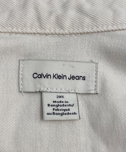 Calvin Klein Jeans（カルバンクラインジーンズ）Calvin Klein Jeans (カルバンクラインジーンズ) スナップボタンデニムシャツ　SNAP BUTTON DENIM SHIRT ホワイト サイズ:2XSの古着・服飾アイテム