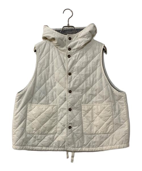 nest Robe（ネストローブ）nest Robe (ネストローブ) キルティングリバーシブルベスト ホワイト サイズ:Fの古着・服飾アイテム