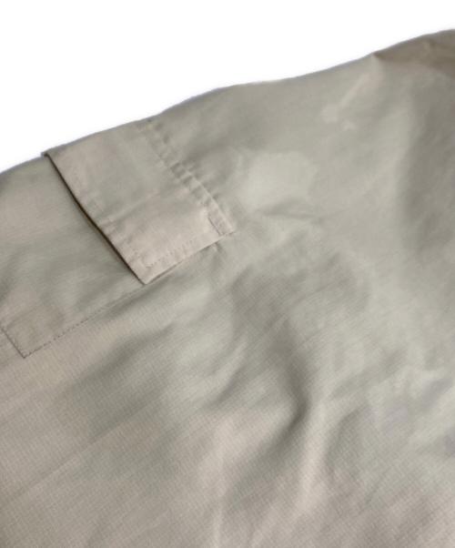 SPIEWAK（スピワック）SPIEWAK (スピワック) フーデッドナイロンジャケット　NYLON JACKET　コールドウェザーサンプリング アイボリー サイズ:Mの古着・服飾アイテム