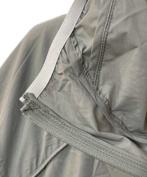 F/CE.（エフシーイー）F/CE. (エフシーイー) Stowable Light Weight Jacket グレー サイズ:Sの古着・服飾アイテム