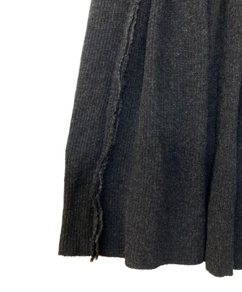 COMME des GARCONS（コムデギャルソン）COMME des GARCONS (コムデギャルソン) ウール断ち切りロングスカート グレー サイズ:Sの古着・服飾アイテム