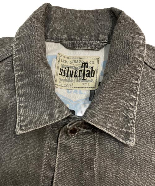 LEVI'S（リーバイス）LEVI'S (リーバイス) SILVERTAB TRUCKER JACKET トラッカージャケット グレー サイズ:Lの古着・服飾アイテム