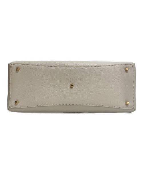 FURLA（フルラ）FURLA (フルラ) トートバッグ ホワイトの古着・服飾アイテム