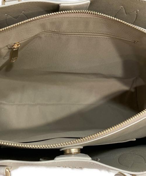 FURLA（フルラ）FURLA (フルラ) トートバッグ ホワイトの古着・服飾アイテム