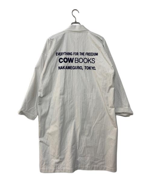 COWBOOKS（カウブックス）COWBOOKS (カウブックス) リーディングコート ホワイト サイズ:FREEの古着・服飾アイテム