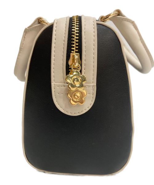 MARY QUANT（マリークヮント）MARY QUANT (マリークヮント) デイジークラシカルミニボストン ショルダーバック ブラックの古着・服飾アイテム