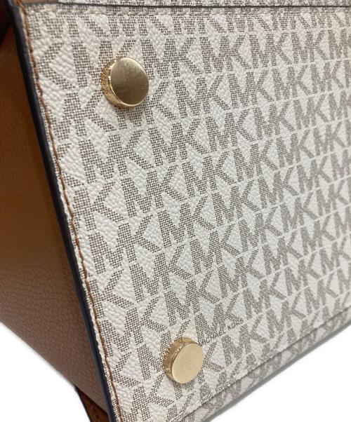 MICHAEL KORS（マイケル・コース）MICHAEL KORS (マイケル・コース) シグネチャートートバッグ ホワイトの古着・服飾アイテム