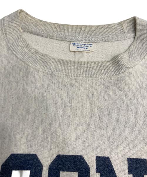 Champion REVERSE WEAVE（チャンピオン リバース ウィーブ）Champion REVERSE WEAVE (チャンピオン リバース ウィーブ) UCONN プリントスウェット グレー サイズ:Mの古着・服飾アイテム