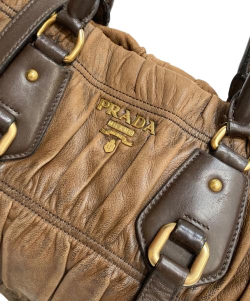 PRADA（プラダ）PRADA (プラダ) NAPPA GAUFRE`AN ナッパ ゴーフル ブラウンの古着・服飾アイテム