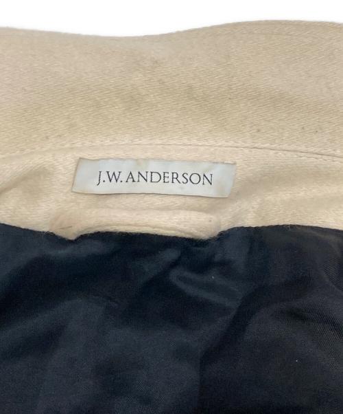 J.W.ANDERSON（ジェイダブリューアンダーソン）J.W.ANDERSON (ジェイダブリューアンダーソン) ウールジャケット アイボリー×グリーン サイズ:36の古着・服飾アイテム