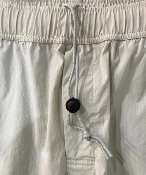 DAIWA PIER39（ダイワ ピア39）DAIWA PIER39 (ダイワ ピア39) カーゴパンツ ホワイト サイズ:Mの古着・服飾アイテム