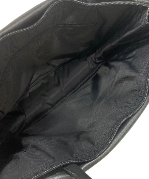 IM ISSEY MIYAKE（アイエムイッセイミヤケ）IM ISSEY MIYAKE (アイエムイッセイミヤケ) レザーハンドバッグ ブラックの古着・服飾アイテム