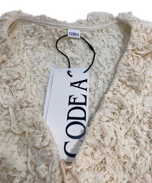 CODE A（コードエー）CODE A (コードエー) fluffy lace blouse フラッフィーレースブラウス ホワイト サイズ:Fの古着・服飾アイテム